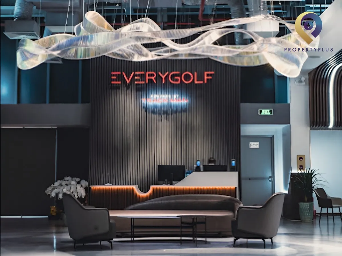 Lobby area of EveryGolf-Building with modern design.